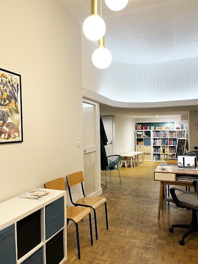 English On Mars, Cours d'Anglais à Marseille 06