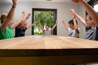 Récréanglais Saint Martin De La Cluze, Cours d'Anglais à Saint-Martin-de-la-Cluze